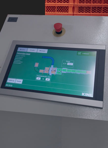 Tuotantolinjan lähelle sijoitettu käyttöliittymä