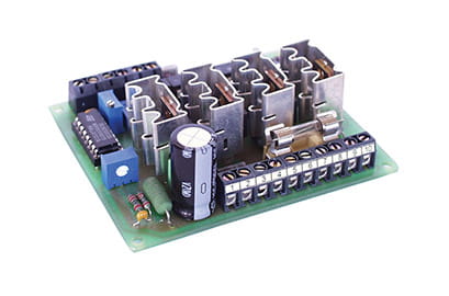 Harjattoman moottorin ohjain