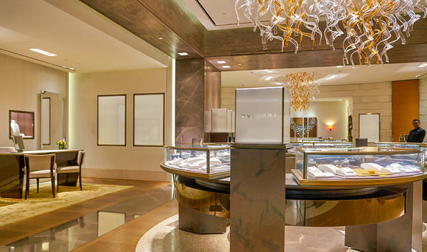 Älykalvo esillepano kehyksessä