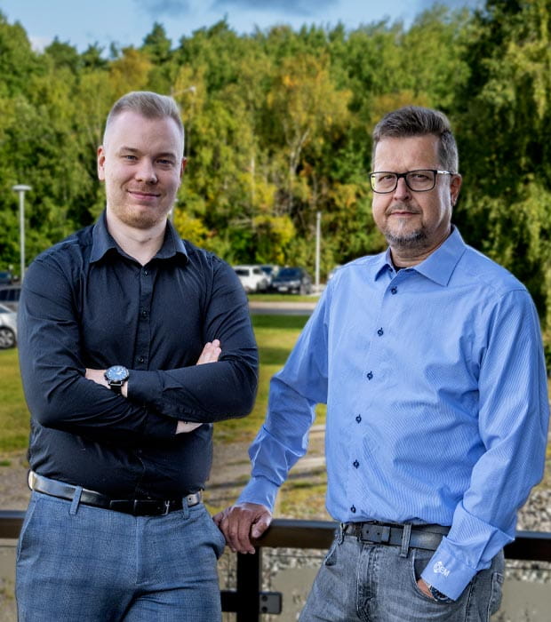 Haastattelussa puolustuksen asiantuntijat Lerkki ja Eerola