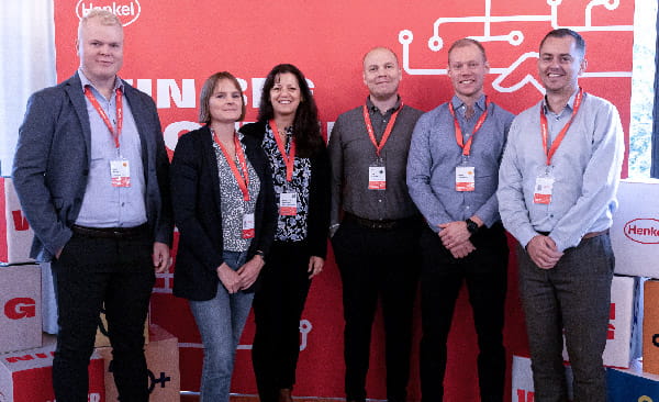 OEM ja Henkelin väki Düsseldorfissa