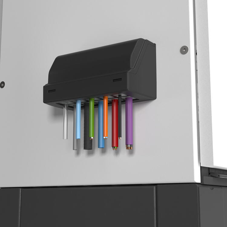 KDS SR90 kaapelien sisääntulo kulmassa