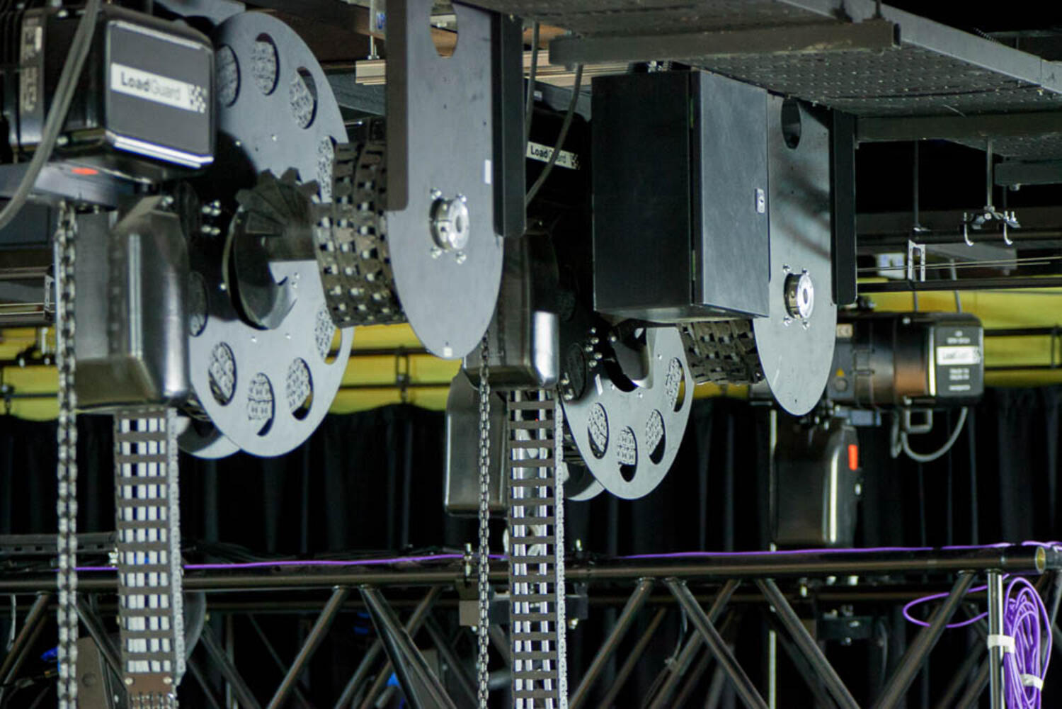 e-spool kaapeliketju asennettuna