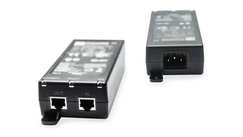 Kaapelit ja tarvikkeet