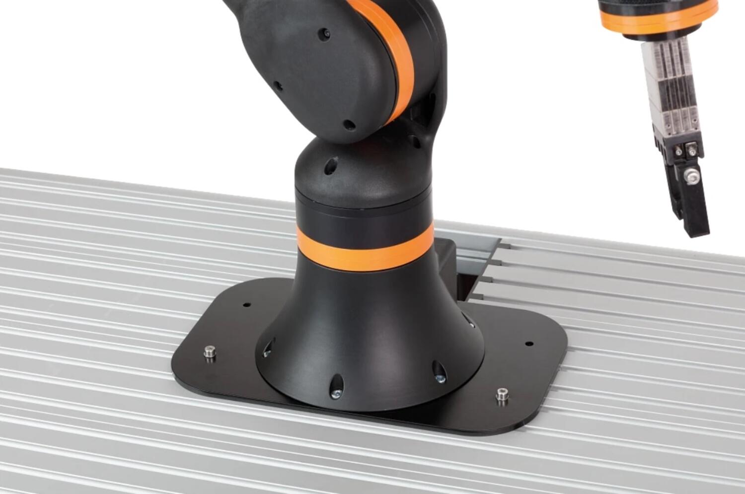 Kiinnitysalusta igus ReBeL cobotille