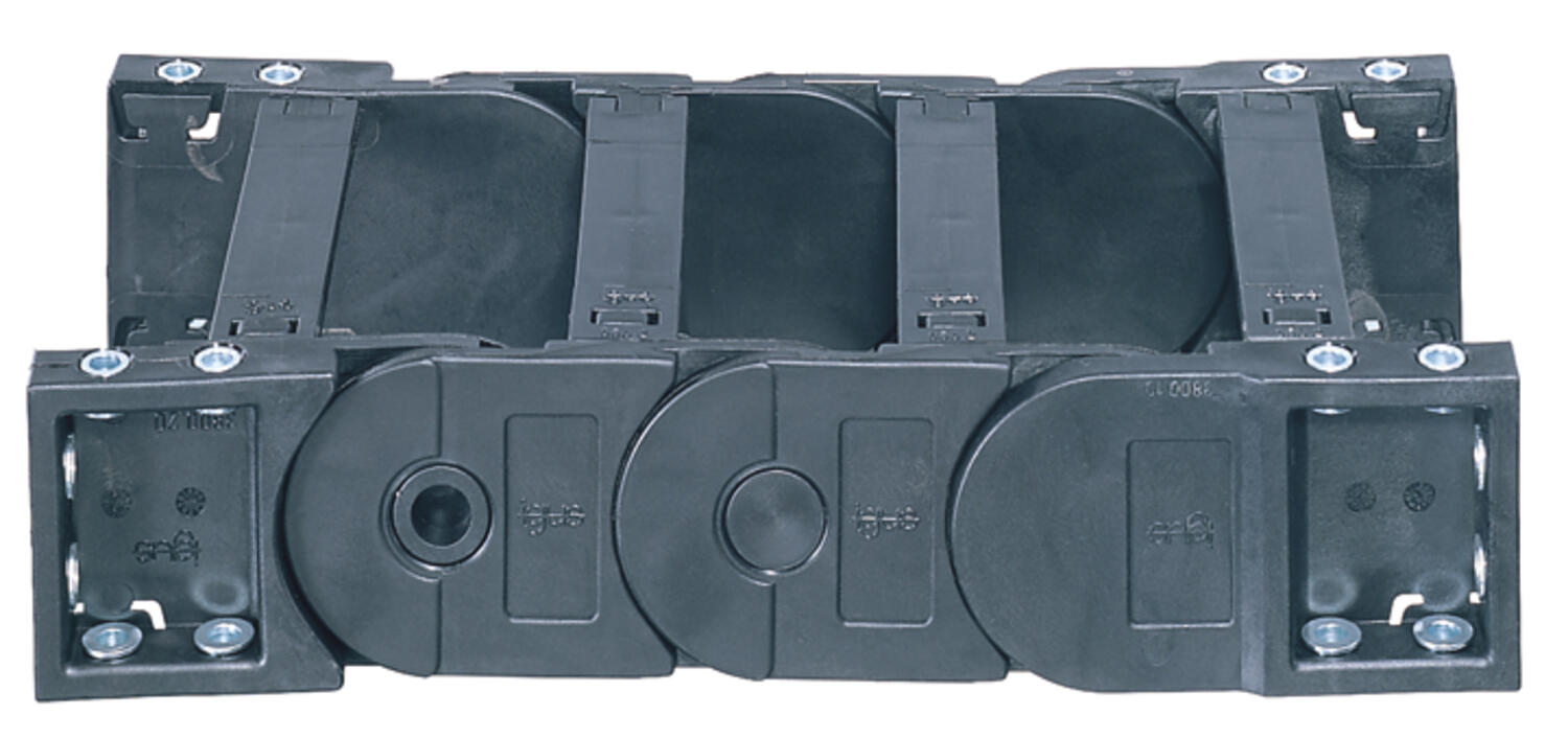 KMA päätykiinnikesarja E2/000