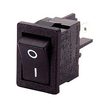 Läpinäkyvä pidike