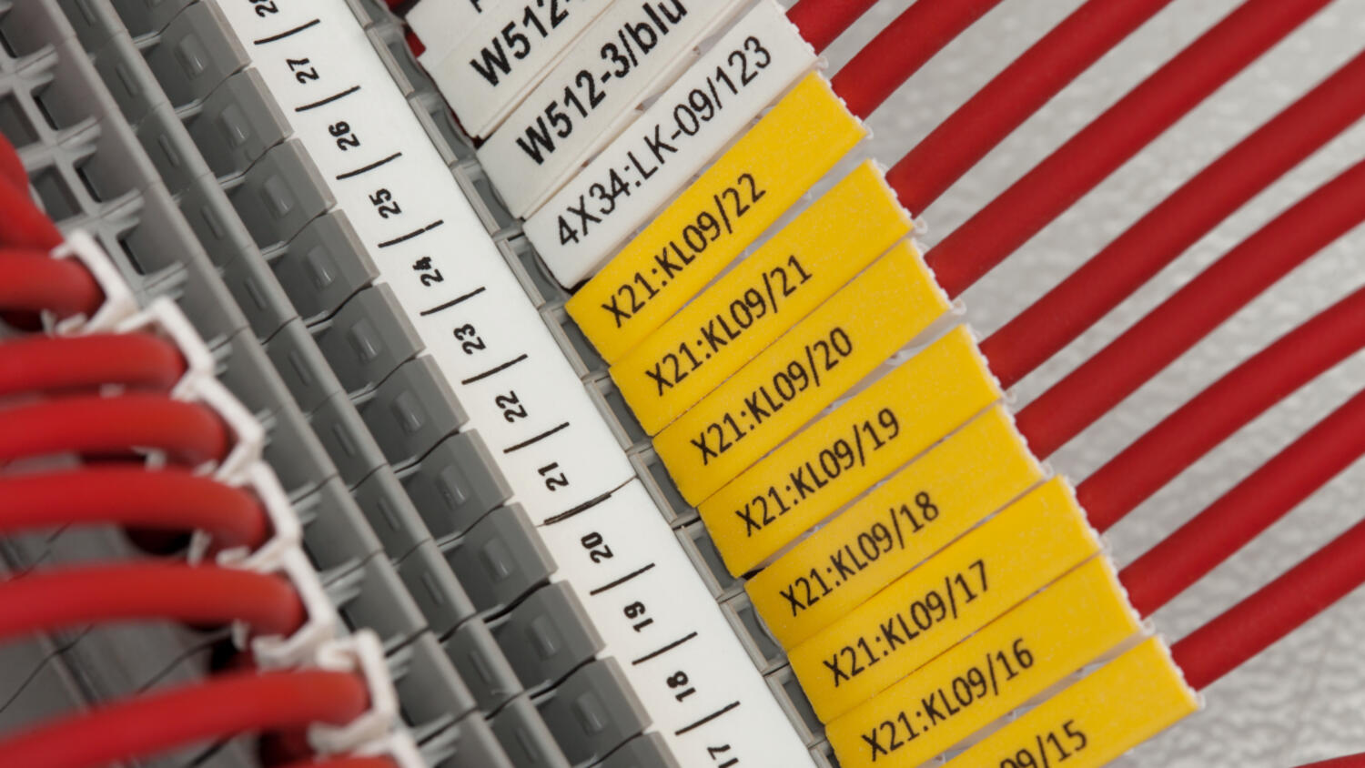 PCT avoin johdinmerkki 4