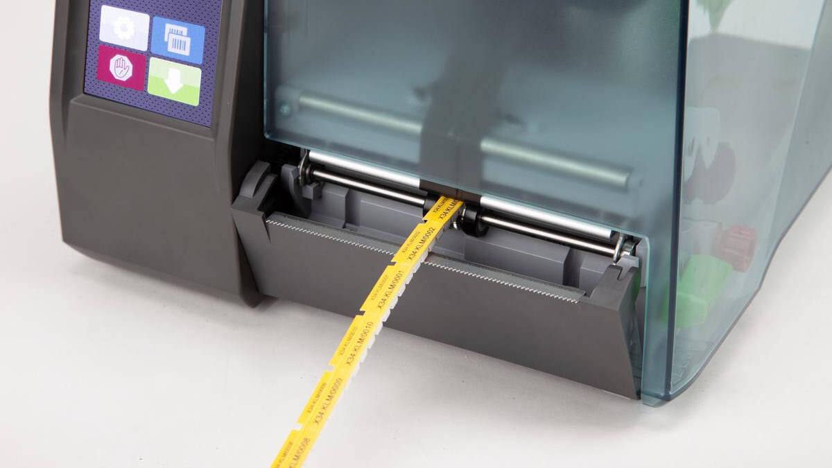 PCT avoin johdinmerkki 6