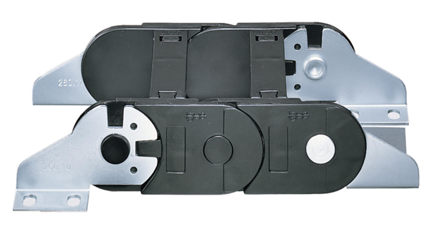 Teräksinen päätykiinnikesarja