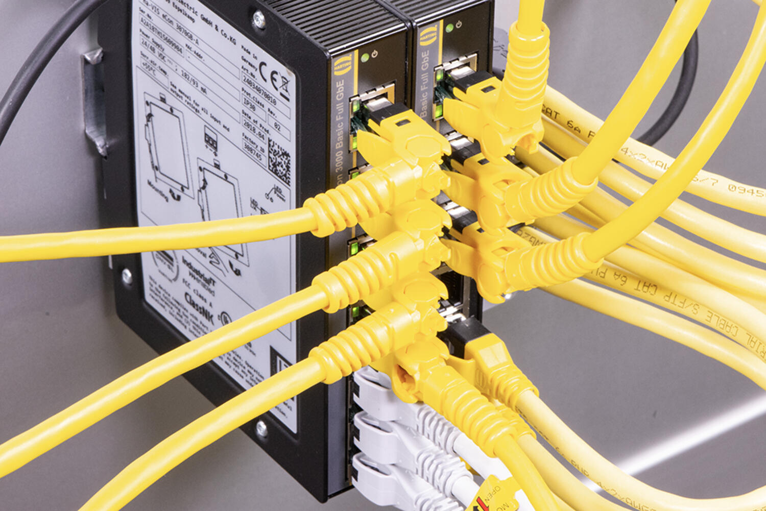 Varioboot RJ45 -liittimet